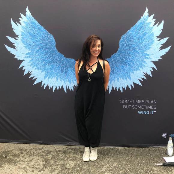 Meet your Posher, Janine - Picture 1 of 1